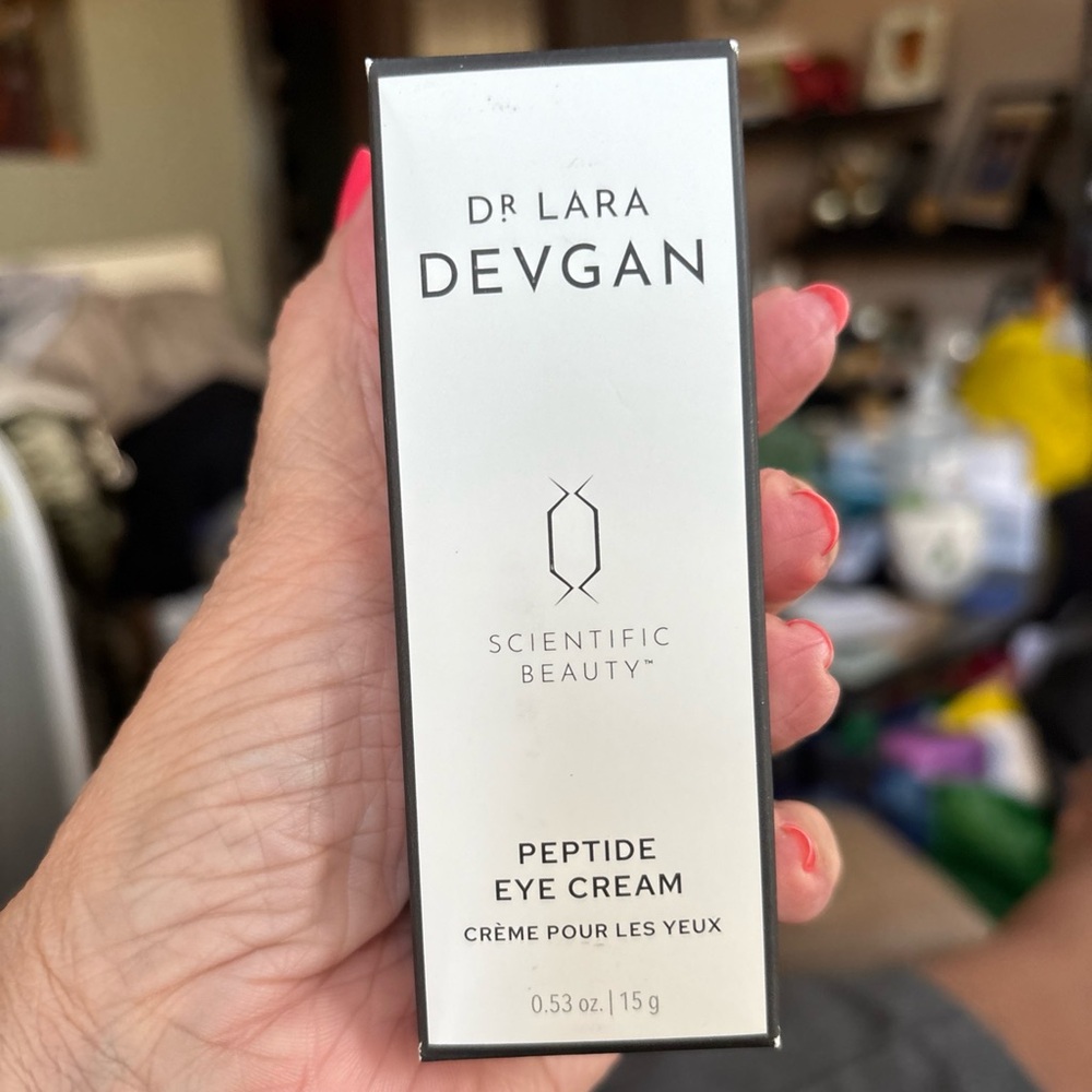 Dr. Lara DEVEGAN Peptide Eye Cream - Full Size 15g.  New in Box!